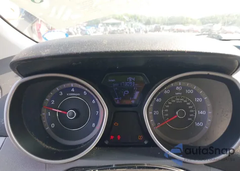 2013 Hyundai Elantra Gls/Limited z USA, uszkodzony, nr VIN KMHDH4AEXDU656597